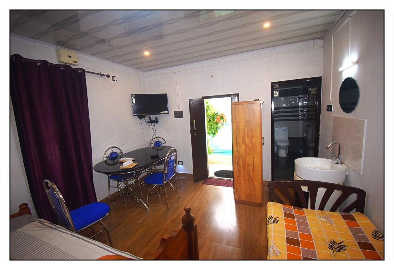 Munroe Inn Homestay Kollam Exterior foto